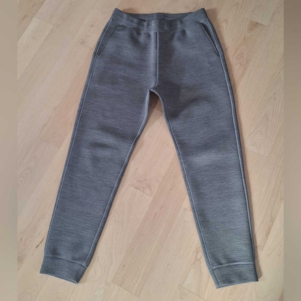 Men’s Grey Uniqlo Joggers